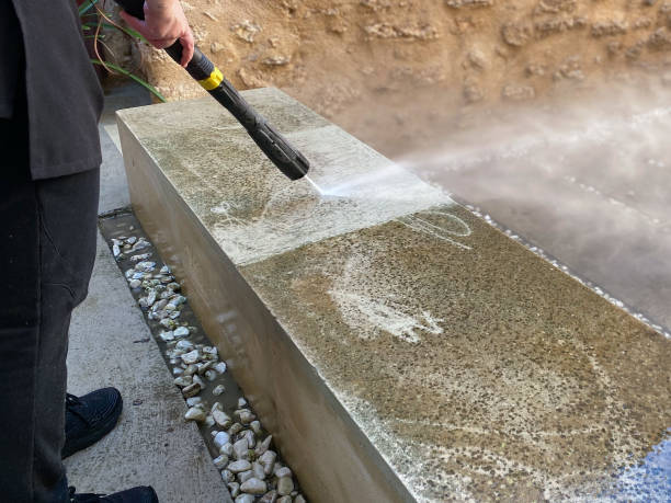 Why Choose Our Certified Pressure Washing Experts for Your Project Needs in Glasgow, KY?